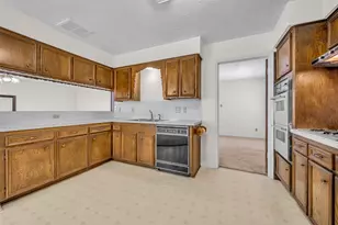 9106 Willow Meadow Dr, Houston, TX 77031 - Photo 7