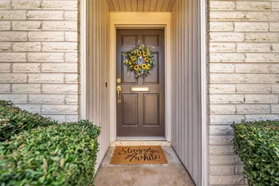 9106 Willow Meadow Drive, Houston, TX 77031 - Photo 3