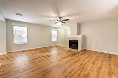 7830 Hunters Peak Lane, Baytown, TX 77523 - Photo 5