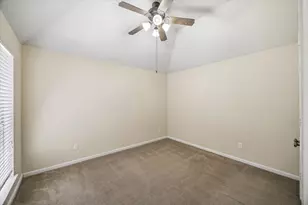 8323 Whisper Point Dr, Houston, TX 77040 - Photo 19