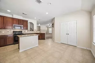 8323 Whisper Point Dr, Houston, TX 77040 - Photo 11