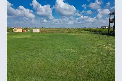 552 Private Road 675, Sargent, TX 77414 - Photo 9