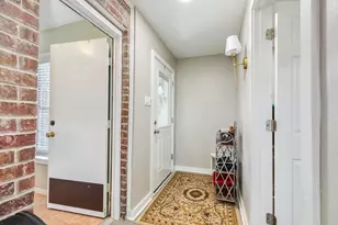320 N Amherst Dr, West Columbia, TX 77486 - Photo 33