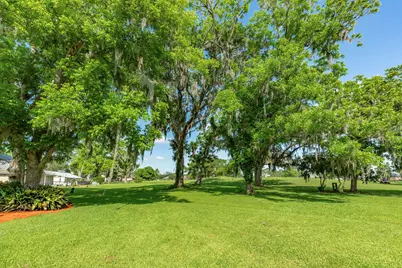 320 N Amherst Drive, West Columbia, TX 77486 - Photo 45