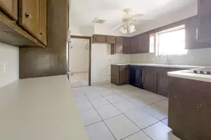 4318 Birchcroft Dr, Houston, TX 77088 - Photo 11