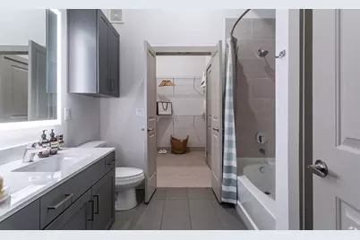 160 Birdsall Street #3205, Houston, TX 77007 - Photo 25