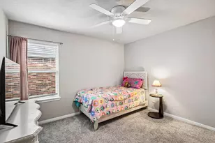 2702 Aquamarine Ct, Texas City, TX 77591 - Photo 17