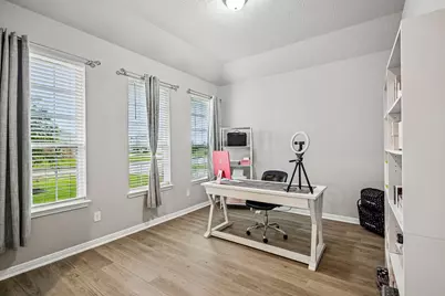 2702 Aquamarine Court, Texas City, TX 77591 - Photo 23