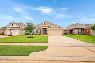 2702 Aquamarine Ct, Texas City, TX 77591 - Photo 29