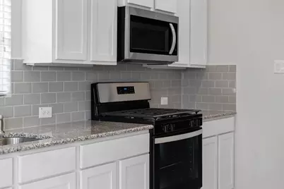 10003 Whitney Reach Drive, Rosharon, TX 77583 - Photo 13