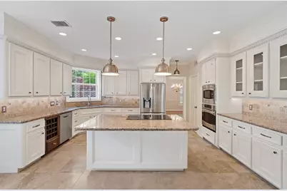 70 Pipers Walk, Sugar Land, TX 77479 - Photo 13