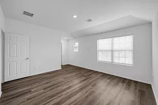 1714 Campos Ct, Conroe, TX 77301 - Photo 11