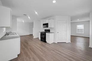 1714 Campos Ct, Conroe, TX 77301 - Photo 9