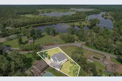 302 Brook Hollow Drive, Conroe, TX 77385 - Photo 33