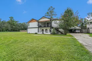 302 Brook Hollow Dr, Conroe, TX 77385 - Photo 3