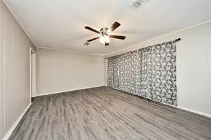 515 24th Ave N, Texas City, TX 77590 - Photo 9