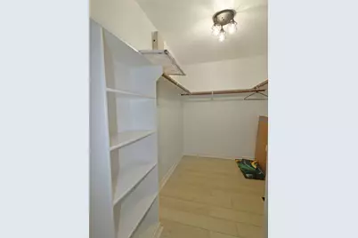 749 Grassy Knoll Lane, La Marque, TX 77568 - Photo 9