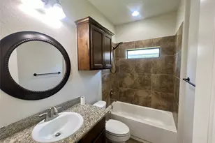 2212 Dove Haven Ln, League City, TX 77573 - Photo 11