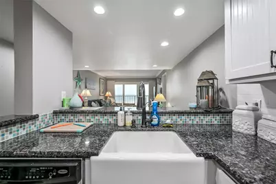 7310 Seawall Boulevard #902/903, Galveston, TX 77551 - Photo 19