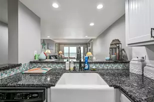 7310 Seawall Blvd, Galveston, TX 77551 - Photo 19