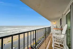 7310 Seawall Blvd, Galveston, TX 77551 - Photo 3