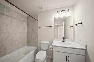 4027 Starbright St St, Houston, TX 77018 - Photo 21