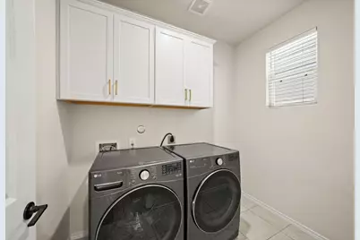 4027 Starbright St Street, Houston, TX 77018 - Photo 9