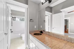825 Fisher St, Houston, TX 77018 - Photo 27