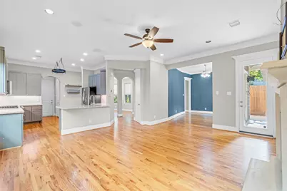 825 Fisher Street, Houston, TX 77018 - Photo 9