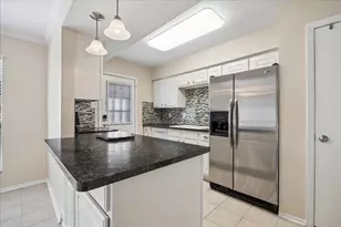 6406 Ferris Dr, Houston, TX 77081 - Photo 9