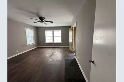 810 E Bowie Avenue, Harlingen, TX 78550 - Photo 9