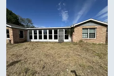 810 E Bowie Avenue, Harlingen, TX 78550 - Photo 5