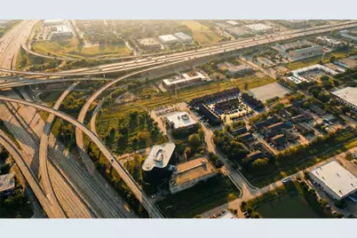 81 Northpoint Drive Building 7 #C, Houston, TX 77060 - Photo 21