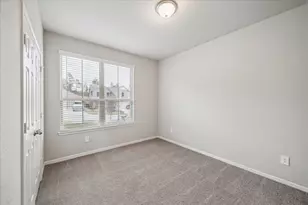 935 Golden Willow Ln, Conroe, TX 77304 - Photo 15