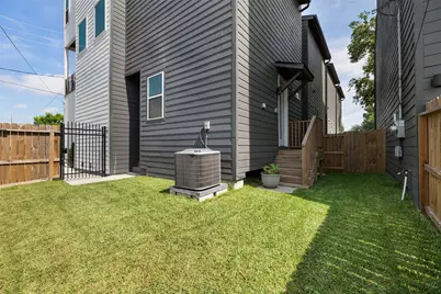 1602 Mary Street, Houston, TX 77026 - Photo 33