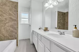 7227 Greenyard Dr, Houston, TX 77086 - Photo 25