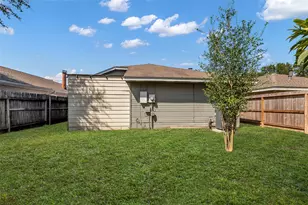 7227 Greenyard Dr, Houston, TX 77086 - Photo 35