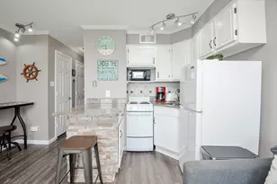 6102 Seawall Blvd, Galveston, TX 77551 - Photo 35