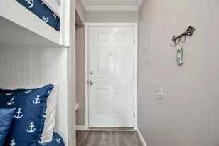 6102 Seawall Blvd, Galveston, TX 77551 - Photo 19