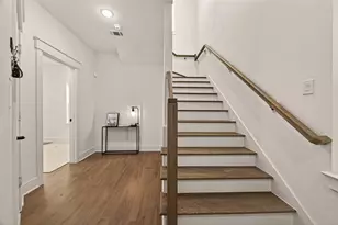 1243 W 23rd St, Houston, TX 77008 - Photo 3