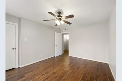 5204 Arboles Drive #L, Houston, TX 77035 - Photo 17