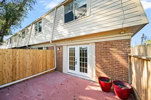 5204 Arboles Dr, Houston, TX 77035 - Photo 25
