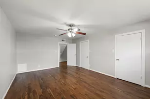 5204 Arboles Dr, Houston, TX 77035 - Photo 19
