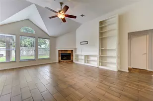 10622 Lonesome Dove Trail, Houston, TX 77095 - Photo 3