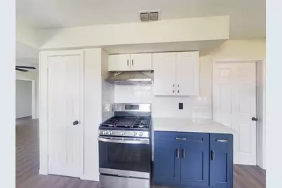 5111 Seymour Drive, Houston, TX 77032 - Photo 3