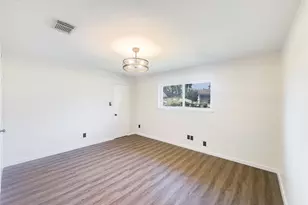 5111 Seymour Dr, Houston, TX 77032 - Photo 7