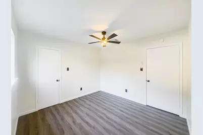 5111 Seymour Drive, Houston, TX 77032 - Photo 9