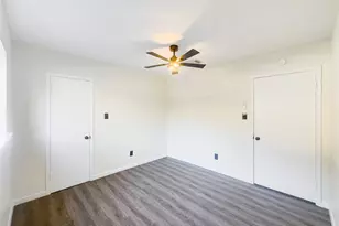 5111 Seymour Dr, Houston, TX 77032 - Photo 9