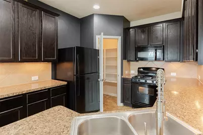 11527 Champions Green Drive, Houston, TX 77066 - Photo 7