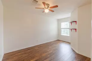 11527 Champions Green Dr, Houston, TX 77066 - Photo 19